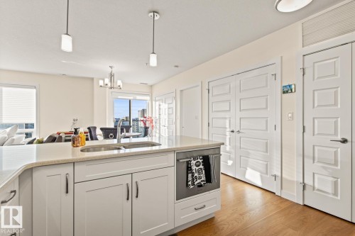 805 2755 109 Street, Edmonton, AB - Indoor Photo Showing Kitchen With Double Sink