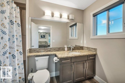3671 8 Street, Edmonton, AB - Indoor Photo Showing Bathroom