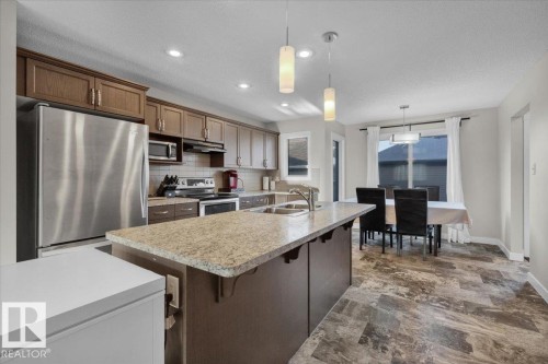 164 Desrochers Gate, Edmonton, AB - Indoor Photo Showing Kitchen With Double Sink