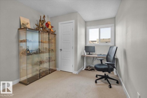 164 Desrochers Gate, Edmonton, AB - Indoor Photo Showing Office