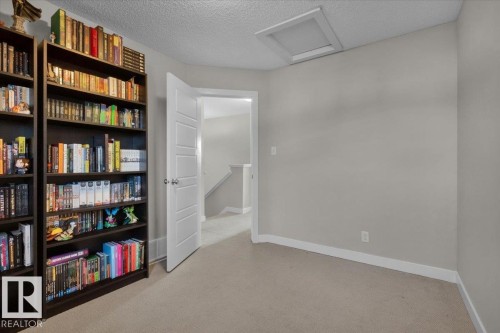 164 Desrochers Gate, Edmonton, AB - Indoor