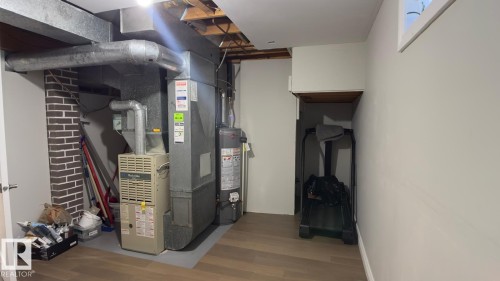 13516 42 Street, Edmonton, AB - Indoor Photo Showing Basement