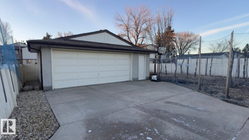 13516 42 Street, Edmonton, AB - Outdoor