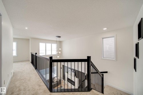 7156 177 Avenue, Edmonton, AB - Indoor Photo Showing Other Room