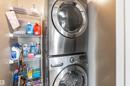901 10504 99 Avenue, Edmonton, AB - Indoor Photo Showing Laundry Room