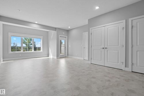 2654 Donaghey Crescent, Edmonton, AB - Indoor