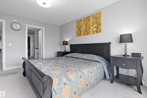 2654 Donaghey Crescent, Edmonton, AB - Indoor Photo Showing Bedroom