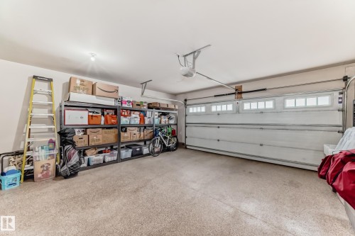 1673 James Mowatt Trail, Edmonton, AB - Indoor Photo Showing Garage