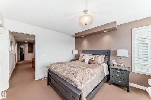 1673 James Mowatt Trail, Edmonton, AB - Indoor Photo Showing Bedroom
