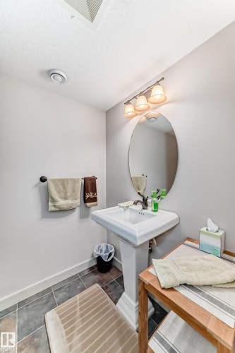 1673 James Mowatt Trail, Edmonton, AB - Indoor