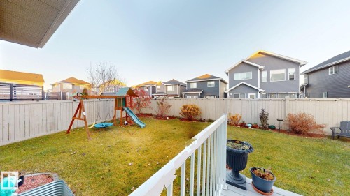 8031 Evans Crescent, Edmonton, AB - Outdoor