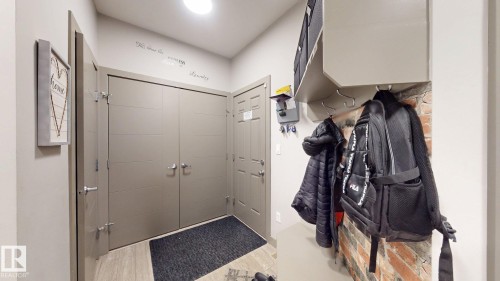8031 Evans Crescent, Edmonton, AB - Indoor Photo Showing Other Room