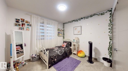 8031 Evans Crescent, Edmonton, AB - Indoor