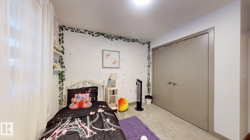 8031 Evans Crescent, Edmonton, AB - Indoor Photo Showing Other Room
