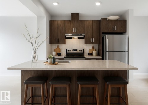 16 804 Welsh Drive, Edmonton, AB - Indoor Photo Showing Kitchen With Upgraded Kitchen