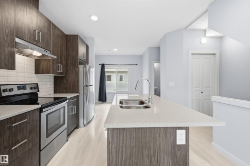16 804 Welsh Drive, Edmonton, AB - Indoor Photo Showing Kitchen With Double Sink With Upgraded Kitchen