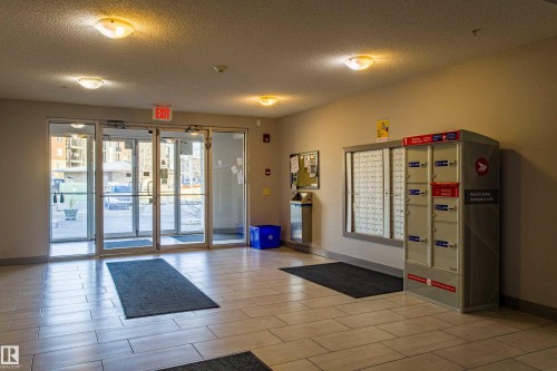 414 11820 22 Avenue, Edmonton, AB - Indoor Photo Showing Other Room