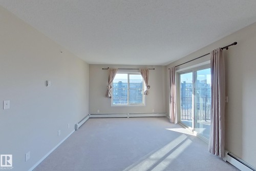 414 11820 22 Avenue, Edmonton, AB - Indoor Photo Showing Other Room