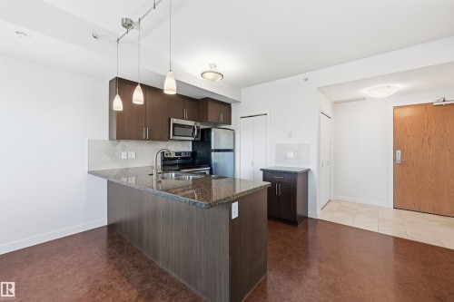 802 10055 118 Street, Edmonton, AB - Indoor Photo Showing Kitchen With Double Sink