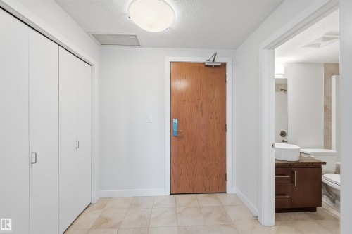 802 10055 118 Street, Edmonton, AB - Indoor Photo Showing Other Room