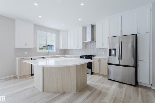 20429 16A Avenue  Edmonton, AB T6M 2X6