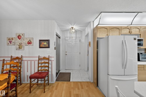 103 10935 21 Avenue, Edmonton, AB - Indoor