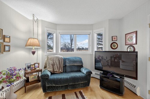 103 10935 21 Avenue, Edmonton, AB - Indoor