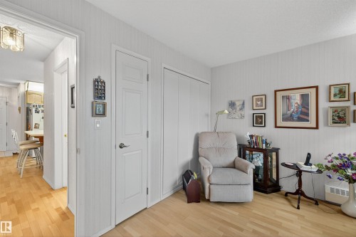 103 10935 21 Avenue, Edmonton, AB - Indoor