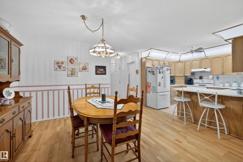 103 10935 21 Avenue, Edmonton, AB - Indoor Photo Showing Dining Room
