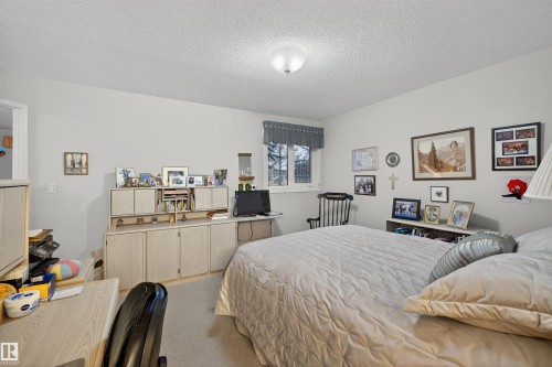 103 10935 21 Avenue, Edmonton, AB - Indoor Photo Showing Bedroom