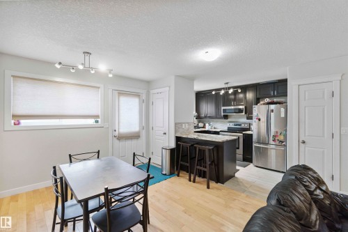 11438 97 Street, Edmonton, AB - Indoor