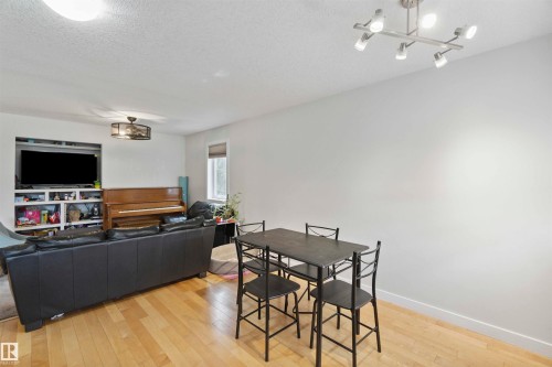 11438 97 Street, Edmonton, AB - Indoor