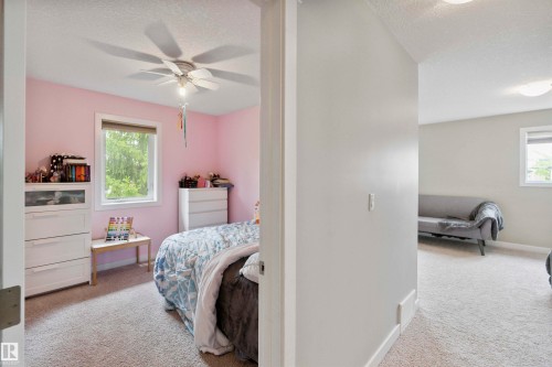 11438 97 Street, Edmonton, AB - Indoor Photo Showing Bedroom