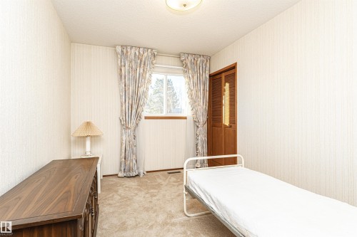 18408 55 Avenue, Edmonton, AB - Indoor