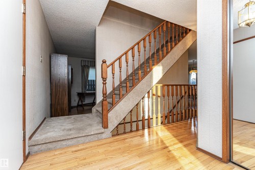 18408 55 Avenue, Edmonton, AB - Indoor Photo Showing Other Room