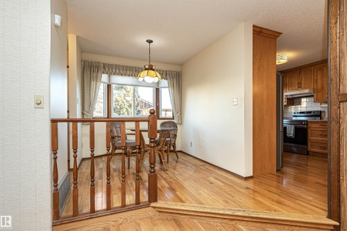 18408 55 Avenue, Edmonton, AB - Indoor Photo Showing Dining Room