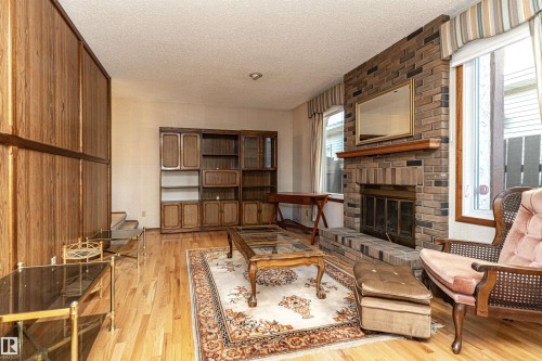 18408 55 Avenue, Edmonton, AB - Indoor Photo Showing Living Room With Fireplace
