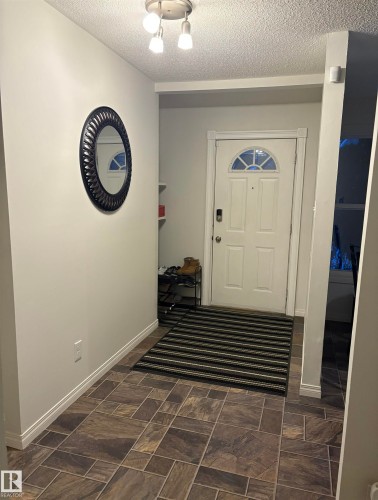 104 Greenfield Estates, St. Albert, AB - Indoor Photo Showing Other Room