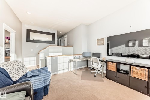 20448 56 Avenue, Edmonton, AB - Indoor