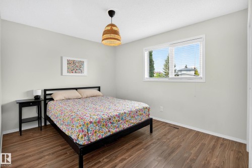 16508 114 Street, Edmonton, AB - Indoor Photo Showing Bedroom