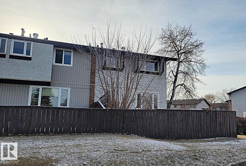 6 8005 144 Avenue, Edmonton, AB - Outdoor