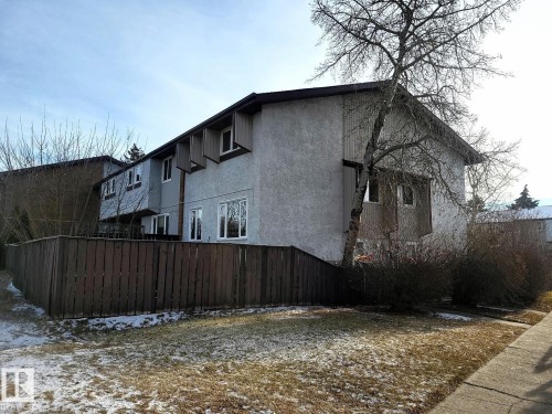 6 8005 144 Avenue, Edmonton, AB - Outdoor