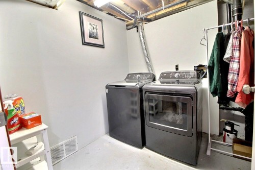 6 8005 144 Avenue, Edmonton, AB - Indoor Photo Showing Laundry Room
