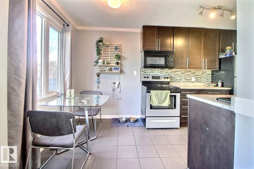 6 8005 144 Avenue, Edmonton, AB - Indoor Photo Showing Other Room