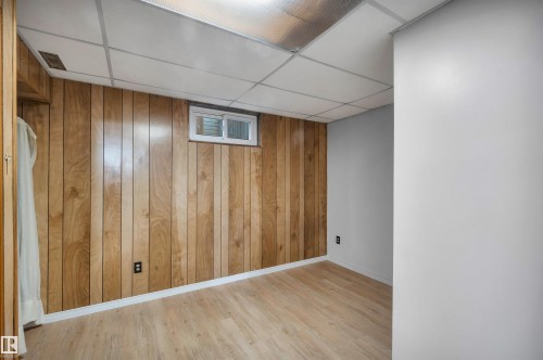 11231 41 Avenue Nw, Edmonton, AB - Indoor Photo Showing Other Room