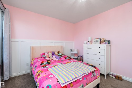 341 Southfork Drive, Leduc, AB - Indoor Photo Showing Bedroom