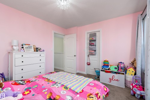 341 Southfork Drive, Leduc, AB - Indoor Photo Showing Bedroom