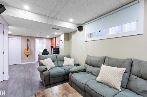 341 Southfork Drive, Leduc, AB - Indoor