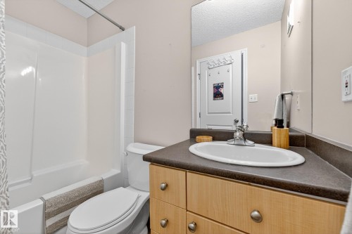 309 70 Woodsmere, Fort Saskatchewan, AB - Indoor Photo Showing Bathroom