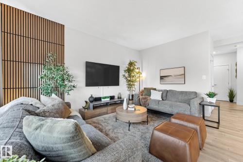 1803 Dumont Crescent, Edmonton, AB - Indoor Photo Showing Living Room